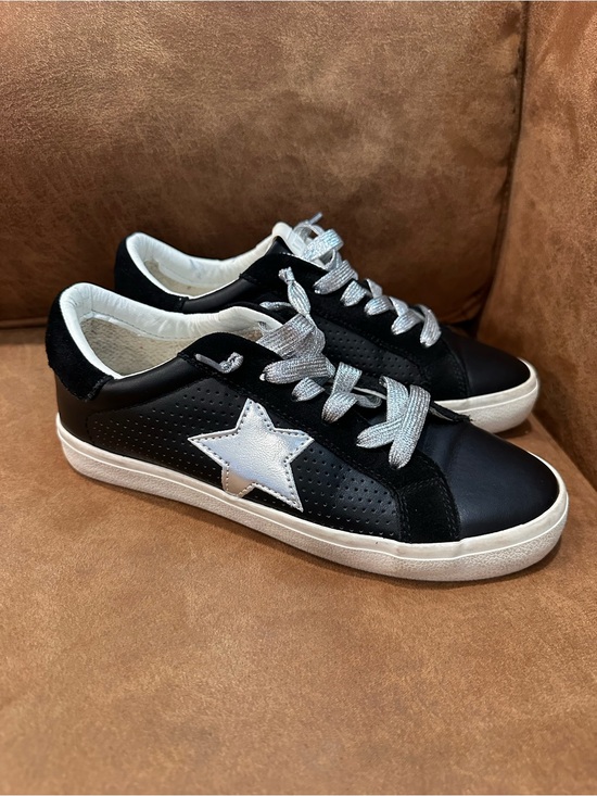 Vintage Havana Shoes - Vintage Havana Black and Silver Sneakers